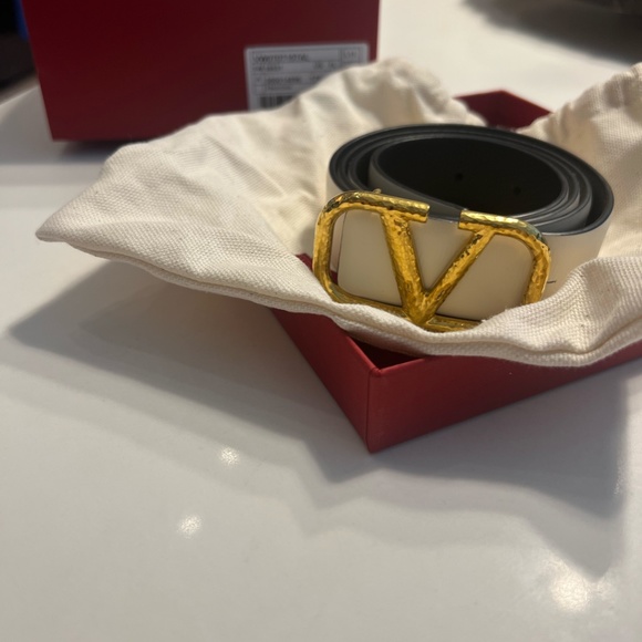 VALENTINO BELT - Picture 3 of 6